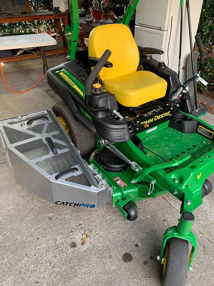 CatchPro Aluminum Mower Bagger with for Raptor Series image number null